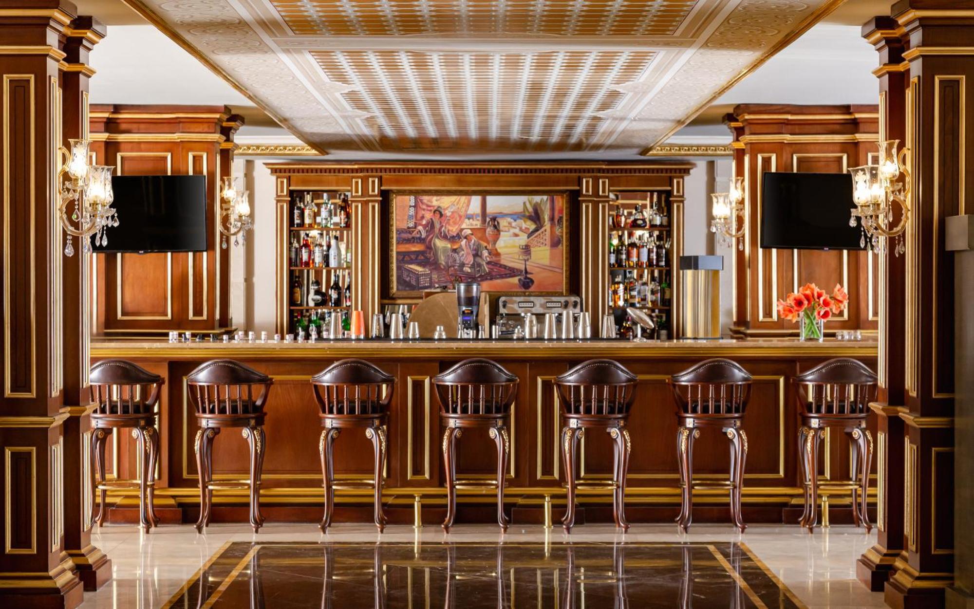 Shamakhi Palace Sharadil Шередил Экстерьер фото The bar at the hotel