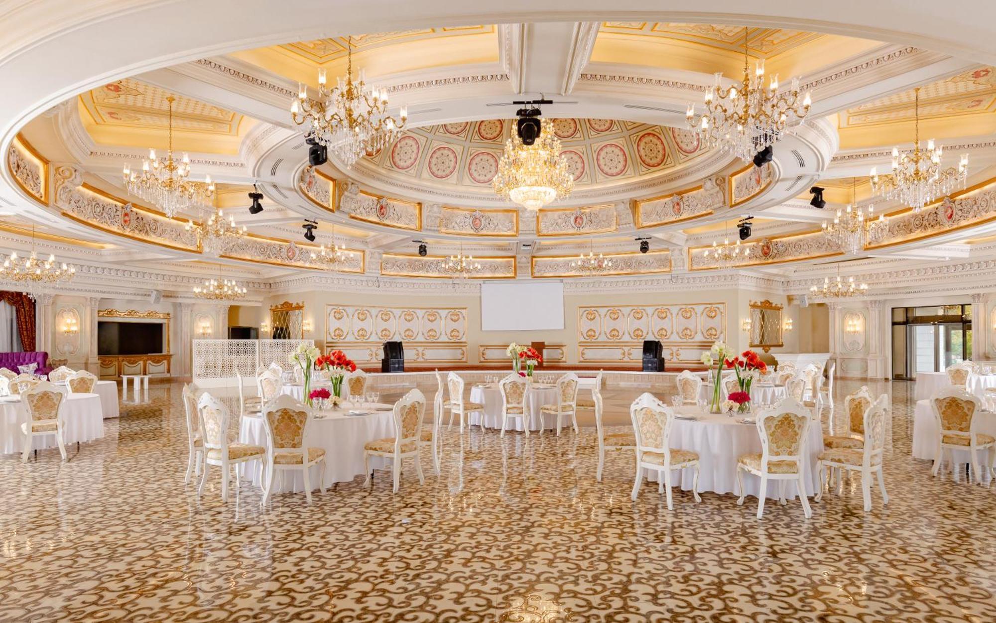 Shamakhi Palace Sharadil Шередил Экстерьер фото The ballroom