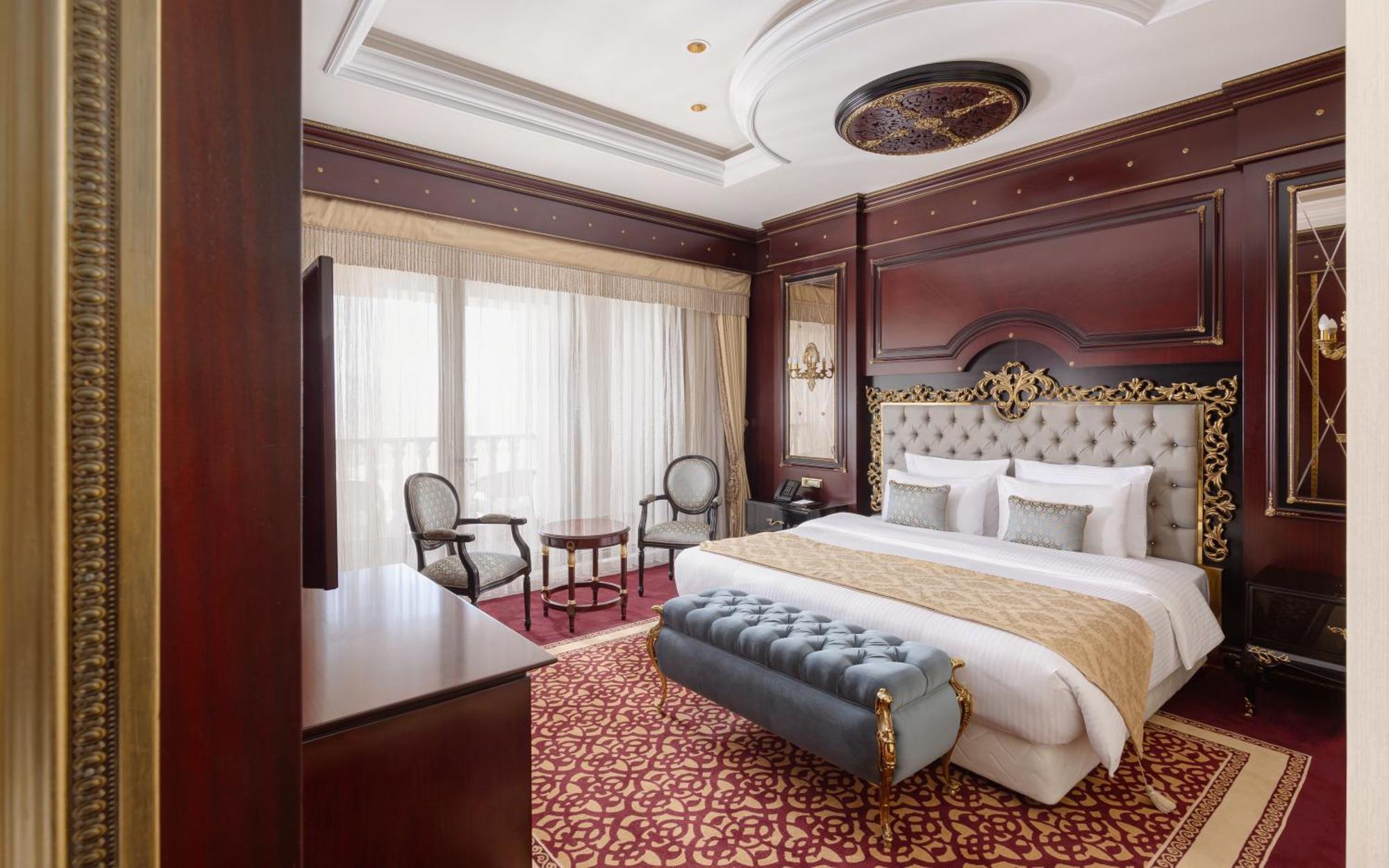 Shamakhi Palace Sharadil Шередил Экстерьер фото A bedroom at the hotel
